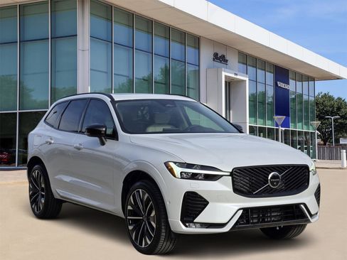 New 2026 Volvo XC60 B5 Ultra w/ Protection Package Premier image 2