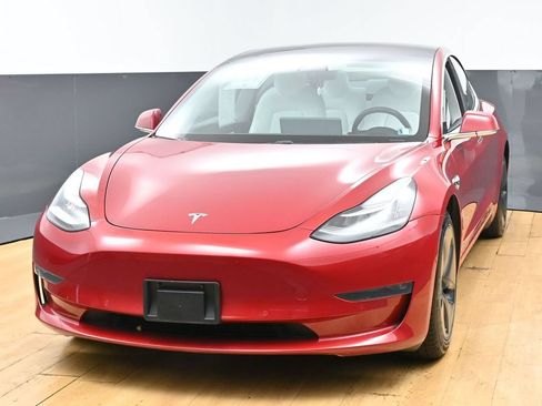 Used 2018 Tesla Model 3 Long Range AWD/4WD image 4