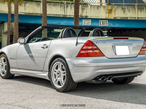 Used 2003 Mercedes-Benz SLK 32 AMG image 6