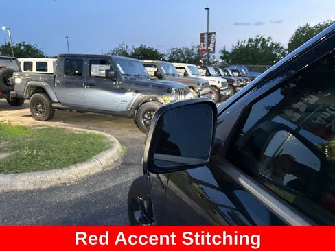 Certified 2024 Dodge Durango R/T RWD image 20