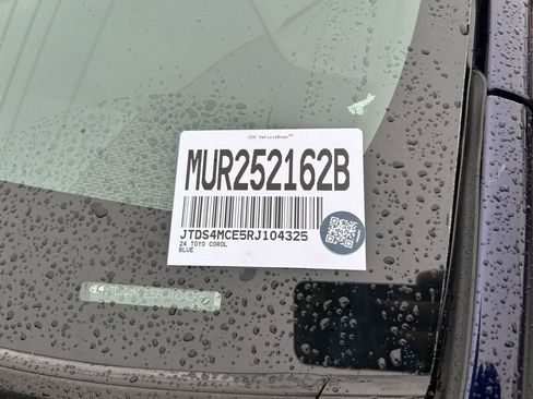 Used 2024 Toyota Corolla SE image 30