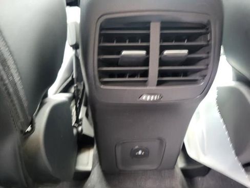 New 2026 Ford Escape SE w/ Class II Trailer Tow Package image 16