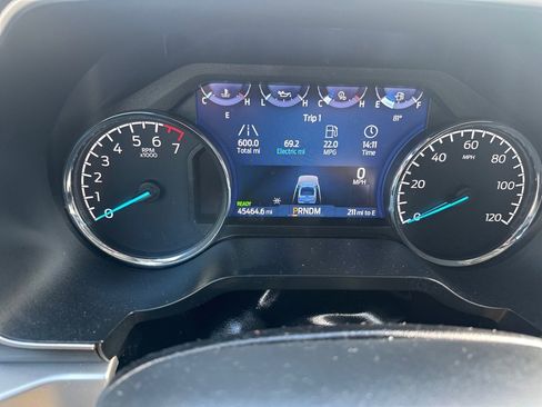 Used 2023 Ford F150 XLT w/ Equipment Group 302A High image 12