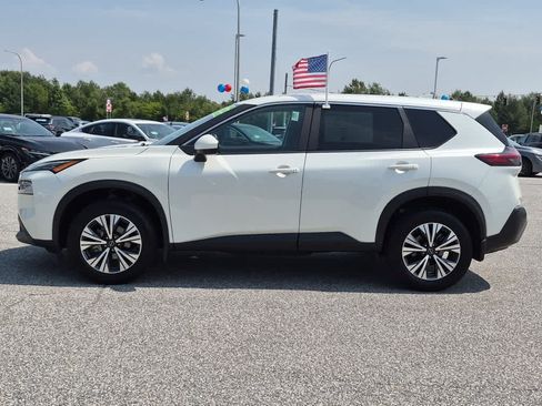 Used 2023 Nissan Rogue SV AWD/4WD image 5