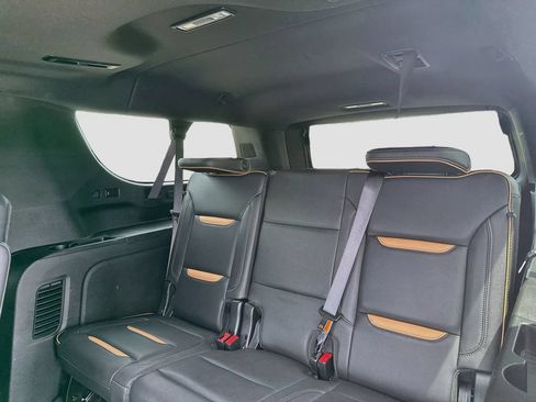 Used 2021 GMC Yukon XL AT4 w/ AT4 Premium Package AWD/4WD image 26