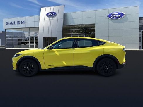 Certified 2025 Ford Mustang Mach-E Select AWD/4WD image 5