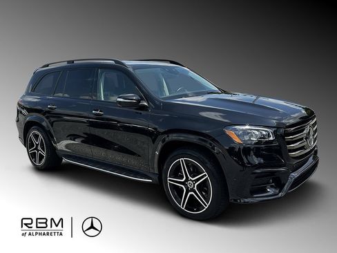 Certified 2026 Mercedes-Benz GLS 450 4MATIC w/ AMG Line Exterior image 1