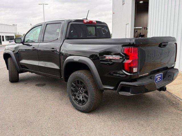 New 2026 Chevrolet Colorado Trail Boss AWD/4WD image 2