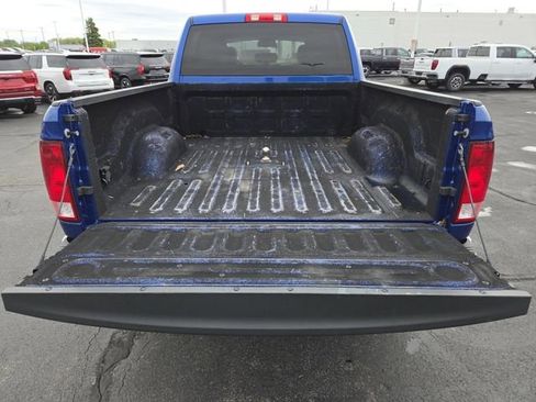 Used 2018 RAM 2500 Tradesman w/ Chrome Appearance Group AWD/4WD image 23