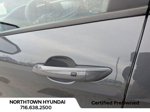 Used 2023 Hyundai Elantra SEL image 37