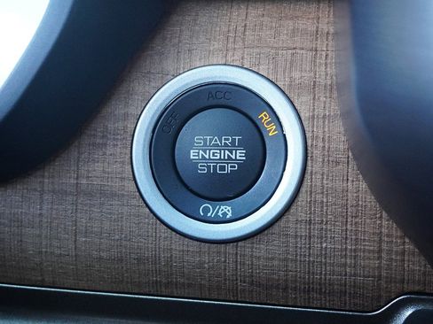 Used 2023 RAM 1500 Limited image 46