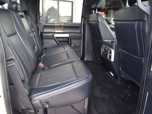 Used 2022 Ford F250 Lariat w/ Lariat Ultimate Package AWD/4WD image 14