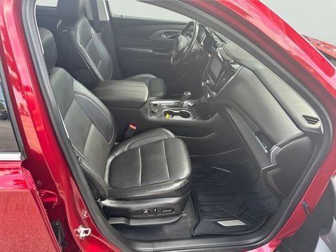 Used 2019 Chevrolet Traverse Premier w/ LPO, Floor Liner Package AWD/4WD image 15