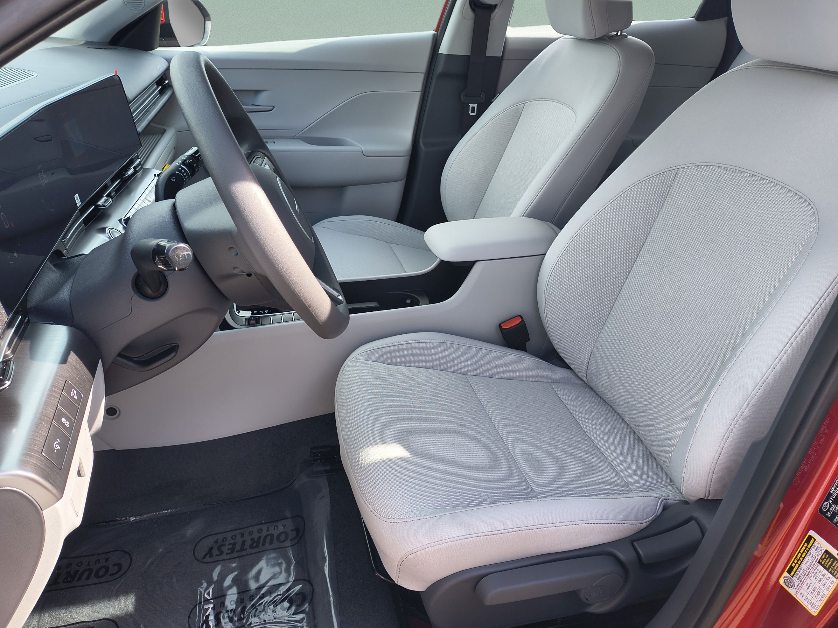 New 2027 Hyundai Kona SE FWD image 18