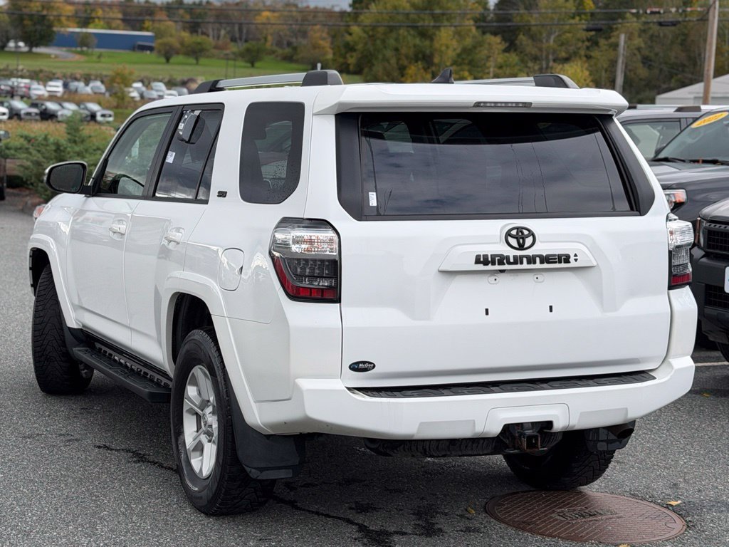 Used 2024 Toyota 4Runner SR5 Premium w/ Moonroof Package AWD/4WD image 3