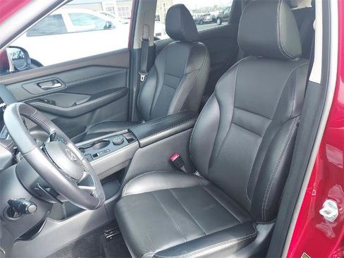 Certified 2022 Nissan Rogue SL w/ SL Premium Package image 17