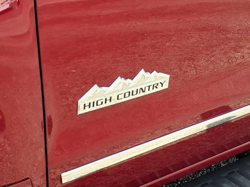 Certified 2018 Chevrolet Silverado 1500 High Country image 10