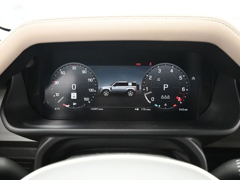 Used 2023 Land Rover Defender 110 X-Dynamic SE image 17