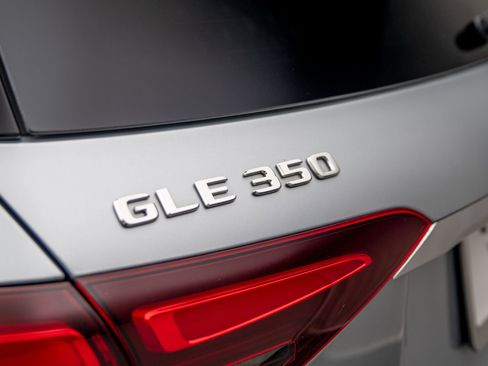 Used 2024 Mercedes-Benz GLE 350 4MATIC w/ Winter Package image 35