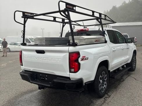 Used 2024 Chevrolet Colorado Z71 w/ Advanced Trailering Package AWD/4WD image 6