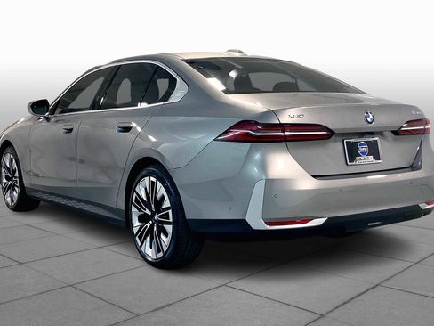 New 2026 BMW 530i xDrive w/ Premium Package image 12