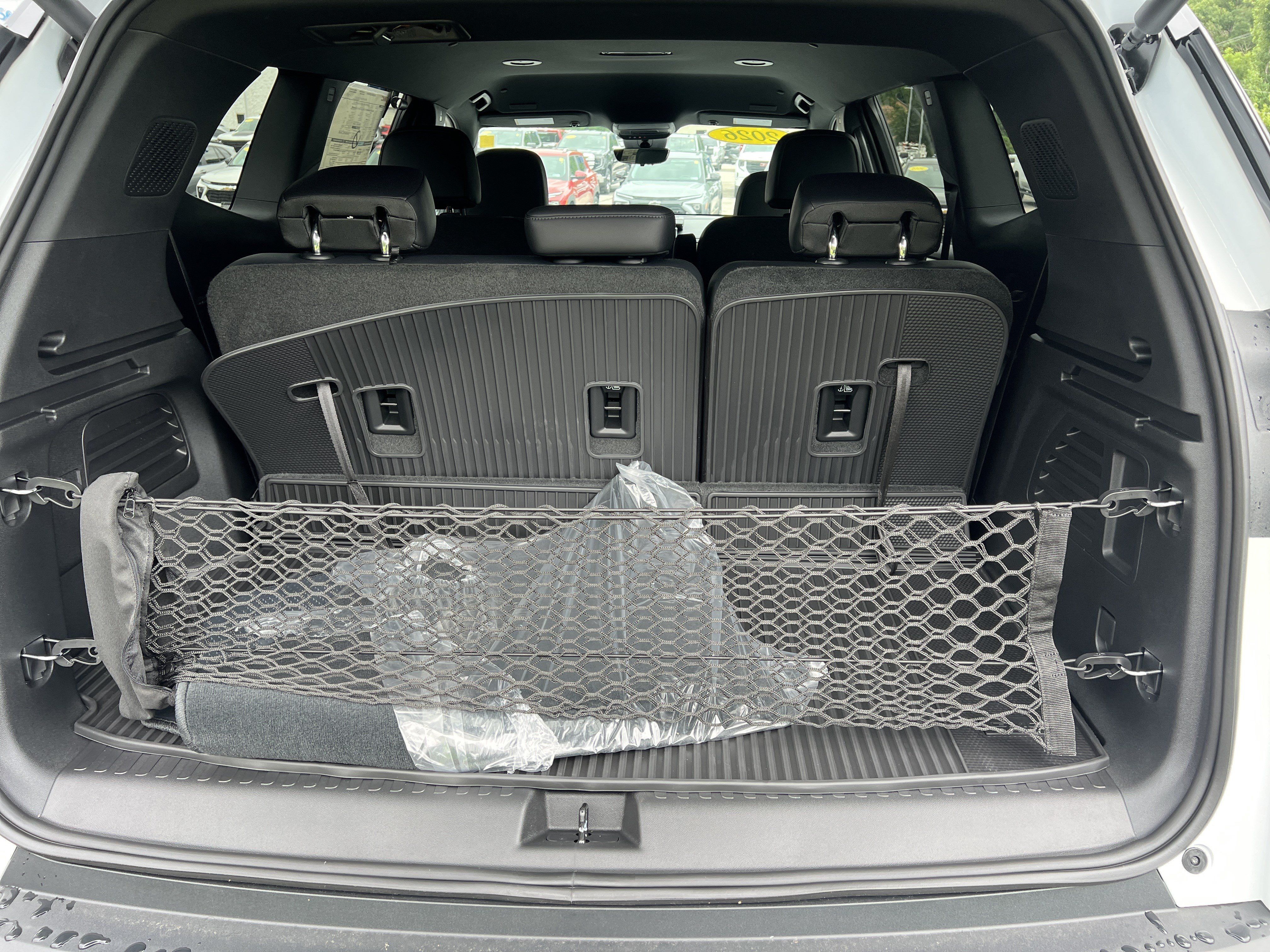 New 2026 GMC Acadia Elevation w/ Elevation Premium Package AWD/4WD image 14