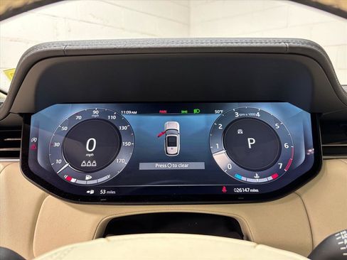 Used 2023 Land Rover Range Rover SE image 18