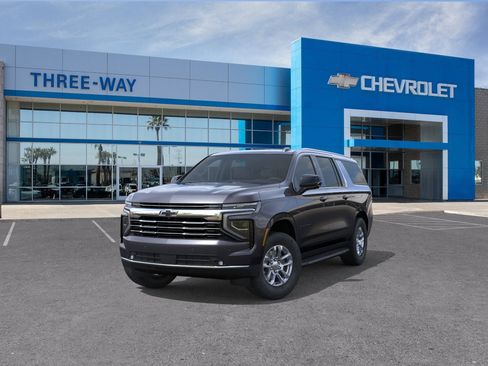 New 2026 Chevrolet Suburban LT w/ Comfort Package RWD image 27