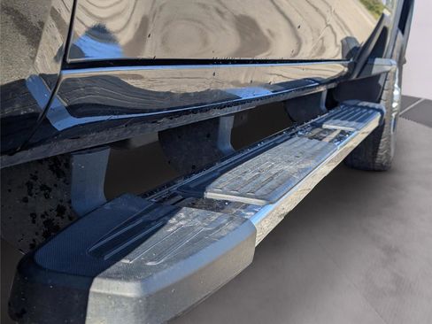 Used 2024 Chevrolet Silverado 2500 LT image 32