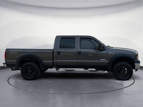 Used 2005 Ford F250 XL image 7