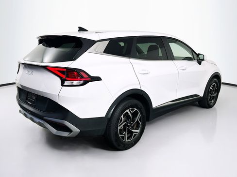 Used 2025 Kia Sportage LX FWD image 9