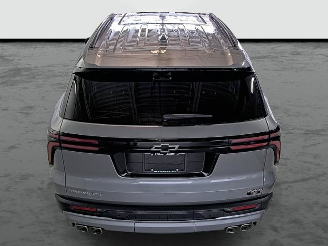 New 2027 Chevrolet Traverse LT w/ Sun and Wheel Package FWD image 3