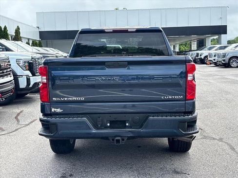 Certified 2020 Chevrolet Silverado 1500 Custom w/ Custom Value Package AWD/4WD image 5