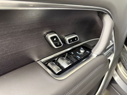 New 2026 Land Rover Range Rover SE AWD/4WD image 11