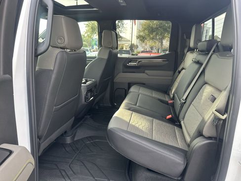 Certified 2025 Chevrolet Silverado 1500 ZR2 w/ Technology Package image 31