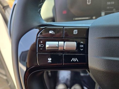 New 2026 Kia Sorento LX FWD image 11