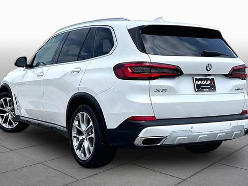 Used 2022 BMW X5 xDrive40i w/ Premium Package AWD/4WD image 11