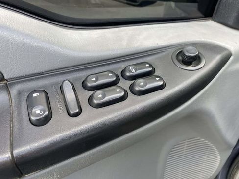 Used 2006 Ford F250 XLT image 22