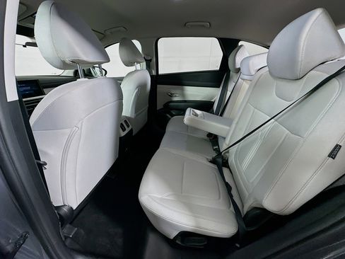 Used 2025 Hyundai Tucson SEL FWD image 26