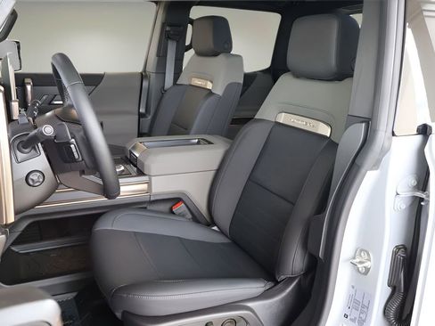 Used 2024 GMC Hummer EV 3X w/ LPO, Illumination Package AWD/4WD image 11