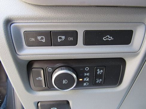 Used 2022 Ford F150 XLT w/ Equipment Group 302A High AWD/4WD image 11