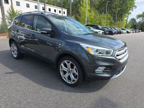 Used 2018 Ford Escape Titanium w/ Ford Safe & Smart Package image 5