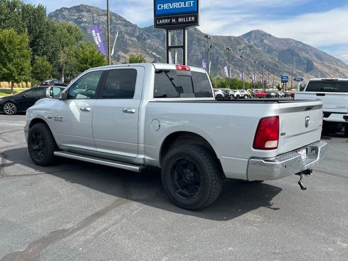 Used 2018 RAM 1500 Classic SLT image 10