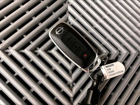 New 2026 Nissan Rogue Platinum w/ Platinum Premium Package image 12