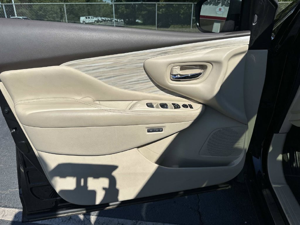 Used 2017 Nissan Murano Platinum w/ Platinum Technology Package AWD/4WD image 19