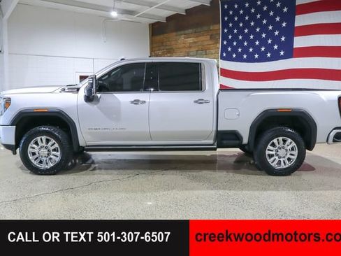 Used 2023 GMC Sierra 2500 Denali w/ Denali Ultimate Package AWD/4WD image 6
