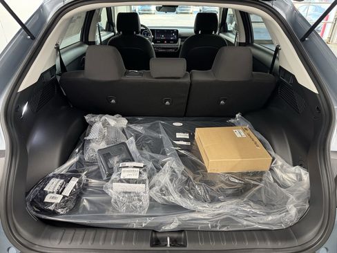 New 2025 Hyundai Ioniq 5 SE image 16