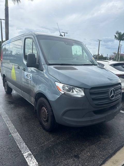 Used 2024 Mercedes-Benz Sprinter 2500 w/ Acoustic Package image 3