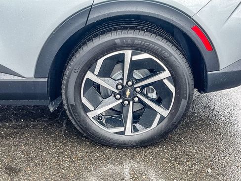 New 2026 Chevrolet Equinox EV LT image 10