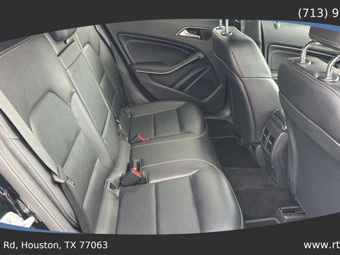 Used 2018 Mercedes-Benz GLA 250 image 33